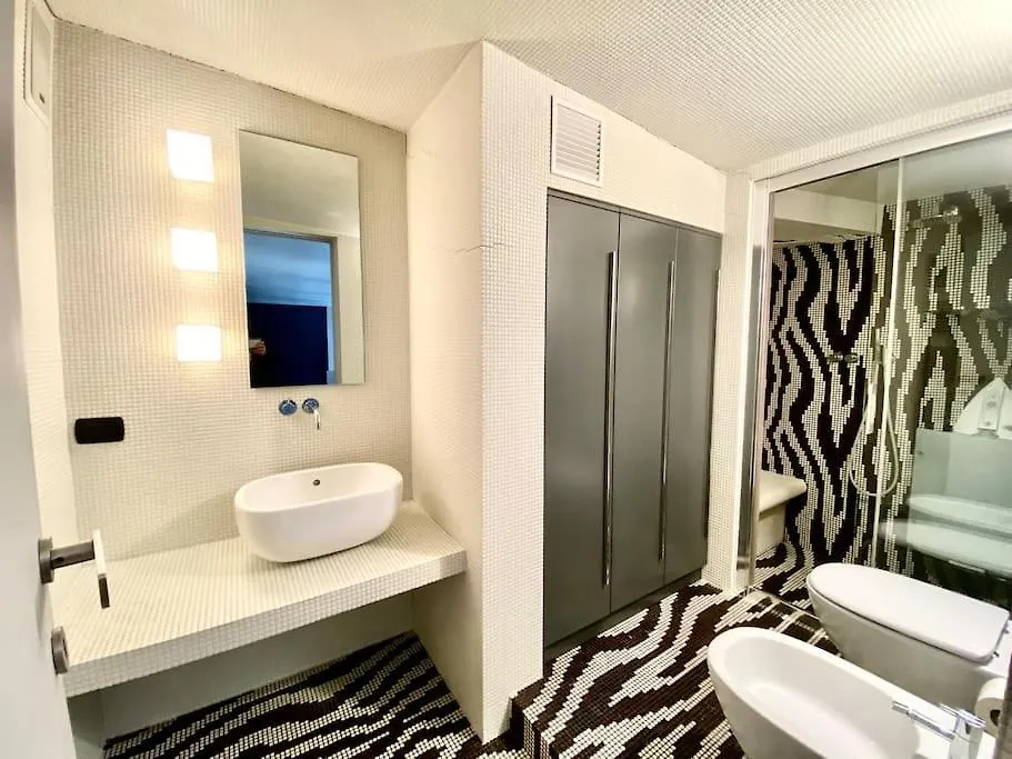 Sky Loft Genova Apartment