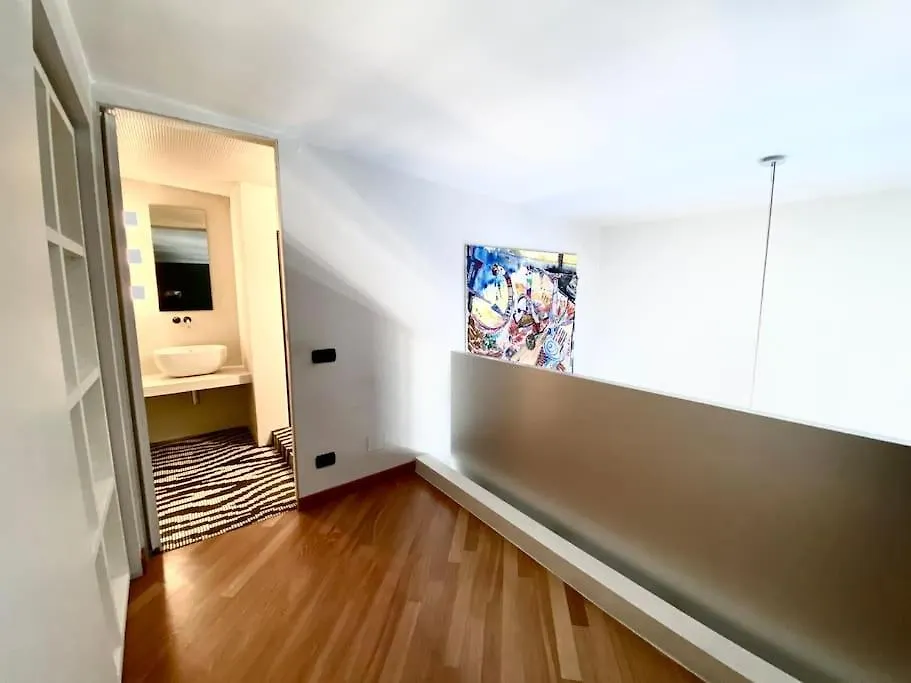 Sky Loft Genova Apartment 0*, Genoa